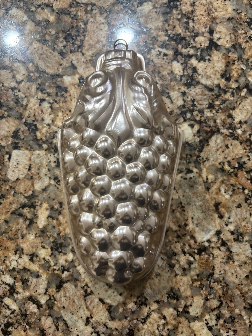 Decorative Grape Cluster Wall Accent - Metallic Gold